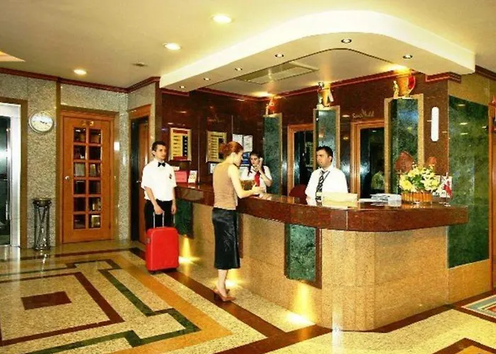 Hotel Samir Deluxe 4*