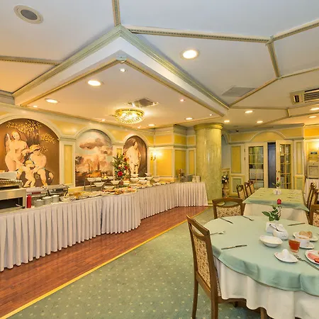 サミル デラックス 4*