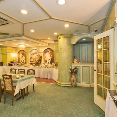 Отель Samir Deluxe 4*