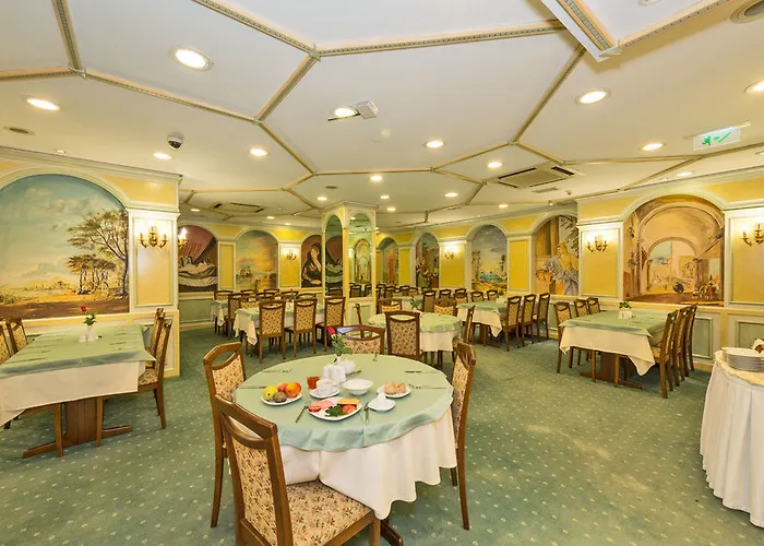 Отель Samir Deluxe 4*