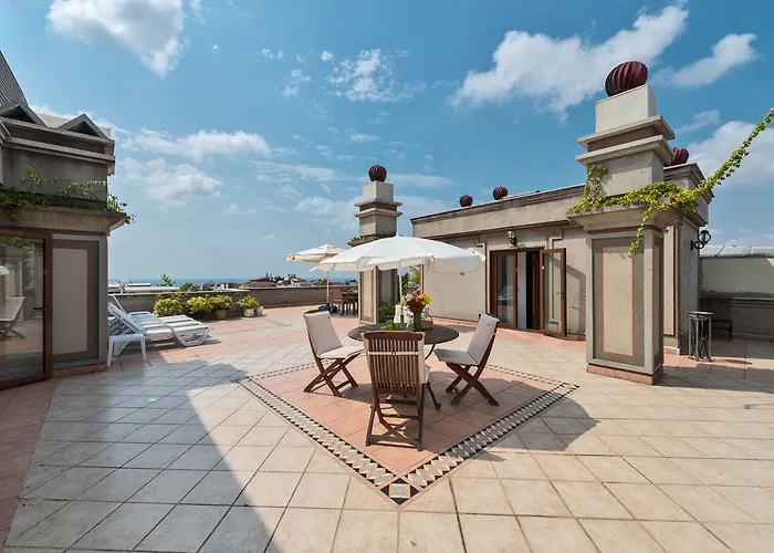 Samir Deluxe Стамбул