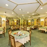 Hotell Samir Deluxe 4*
