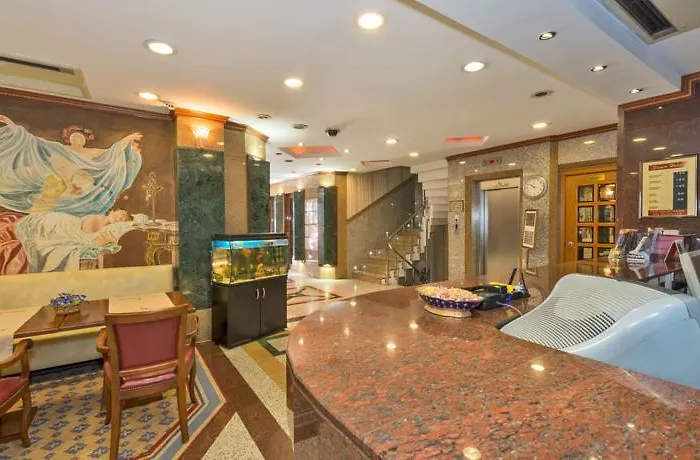 Hotel Samir Deluxe 4*