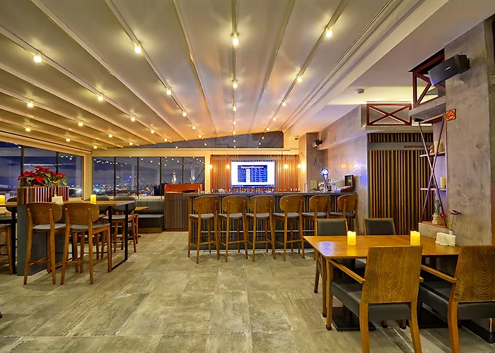 Samir Deluxe Hotel 4*