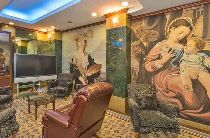 Samir Deluxe Hotel 4*