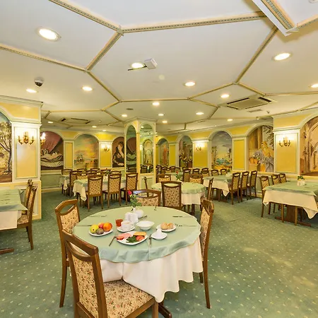 Hotel Samir Deluxe 4*